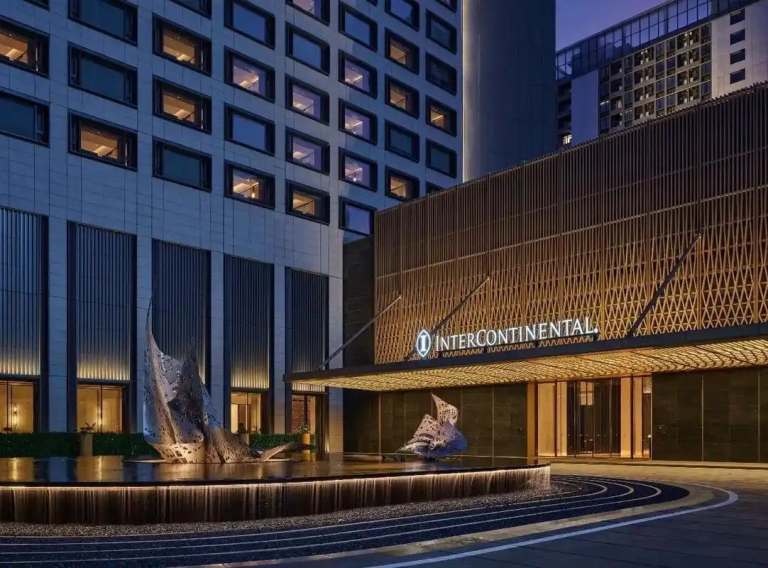 IHG 洲际 Q2 活动倒计时：低成本拿下钻卡 + 两年行政酒廊权益全攻略（含快速升级路径）